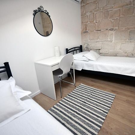 Apartment Lavanda - Suite سيني المظهر الخارجي الصورة