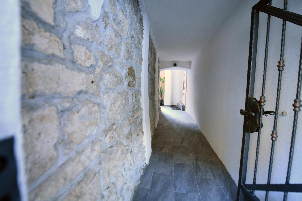 Apartment Lavanda - Suite سيني المظهر الخارجي الصورة